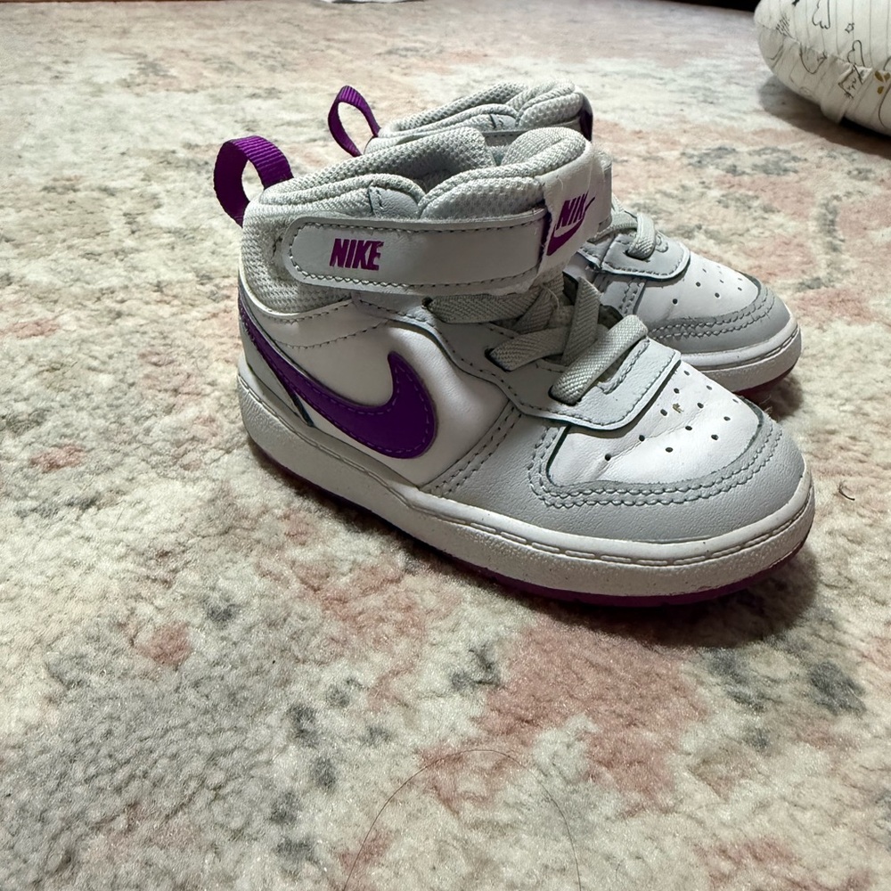 Nike Kids' White and Purple Sneakers